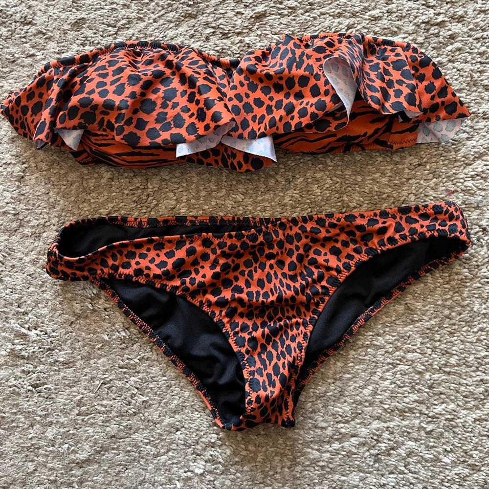 Victoria’s Secret animal print bikini